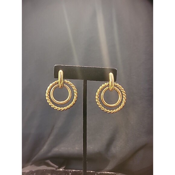 Jewelry - Vintage Womens Gold Tone Double Hoop Pierced Earrings Rope Jewelry Costume